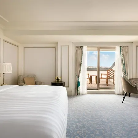 Shangri-la Bosphorus, Отель