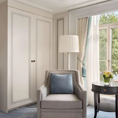 Shangri-la Bosphorus, Отель Стамбул