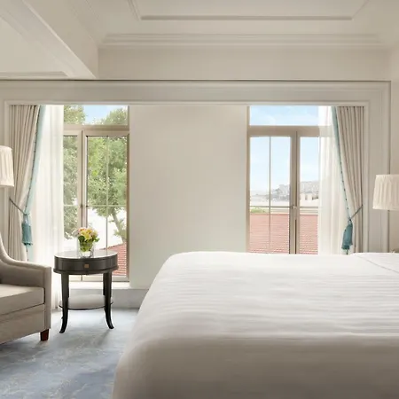 Shangri-la Bosphorus, Отель 5*