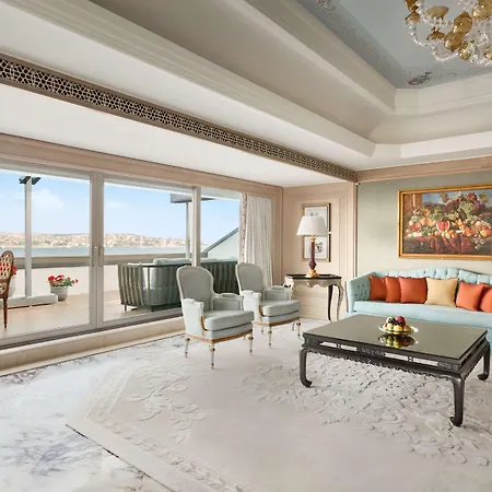 Shangri-la Bosphorus, Отель Стамбул