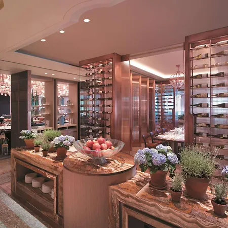 Shangri-la Bosphorus, Hotel 5*