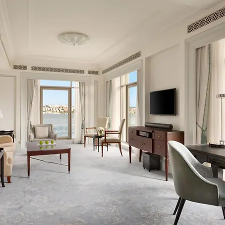 Shangri-la Bosphorus, Hotel 5*