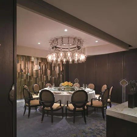 Shangri-la Bosphorus, 5* Istanbul