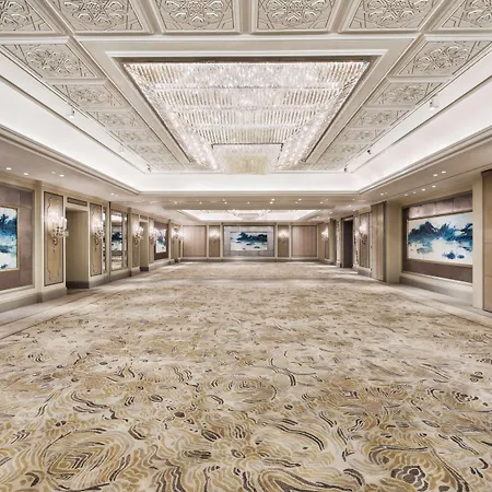 Shangri-la Bosphorus,