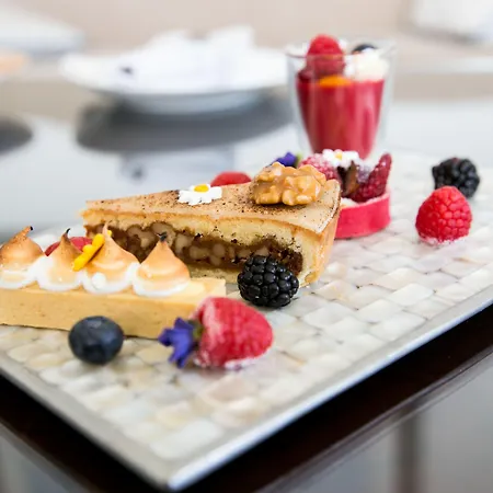 Shangri-la Bosphorus, Istanbul