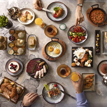 Shangri-la Bosphorus, 5*