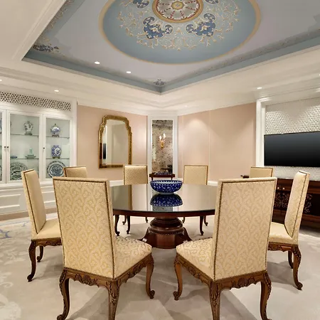 Shangri-la Bosphorus, 5* Istanbul