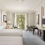 Shangri-la Bosphorus, Ξενοδοχείο 5*