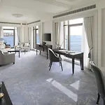 Shangri-la Bosphorus, Ξενοδοχείο