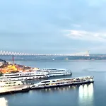 Shangri-la Bosphorus, Ξενοδοχείο